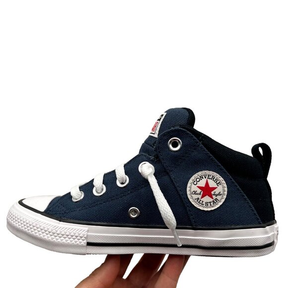 Converse Chuck Taylor All Star Youth Boy's Slip on Shoes Size 2 Navy Blue/ Black - Picture 2 of 12